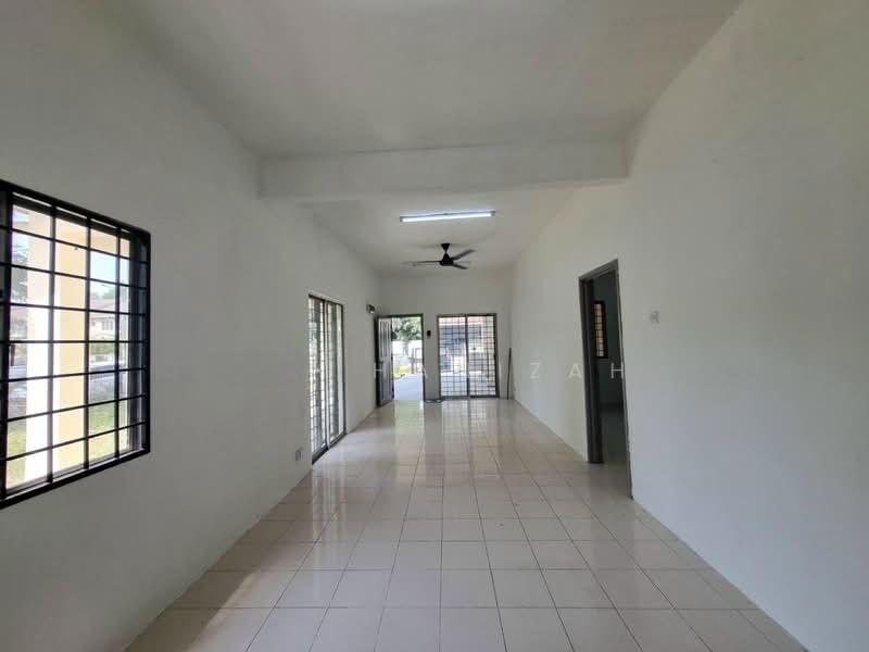 Taman Puncak Perdana - 4