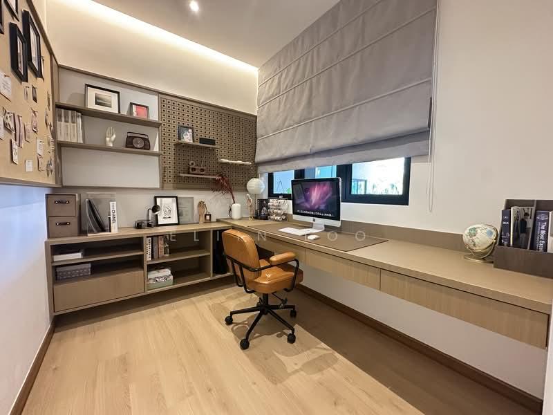 The Straits View DUO - 2