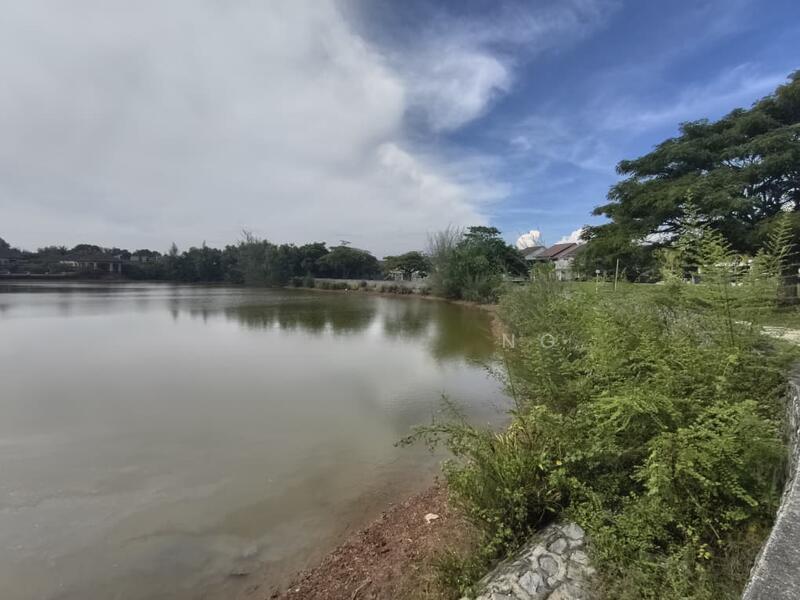 Bandar Laguna Merbok - 2