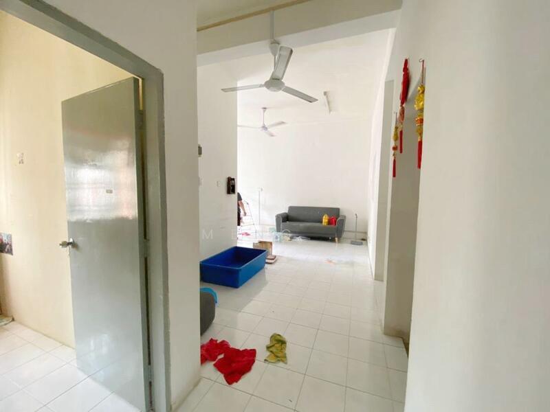 Summer Park Townhouse @ Seri Alam - 2