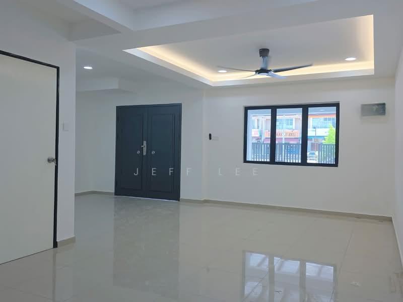 Taman Sri Putri - 5