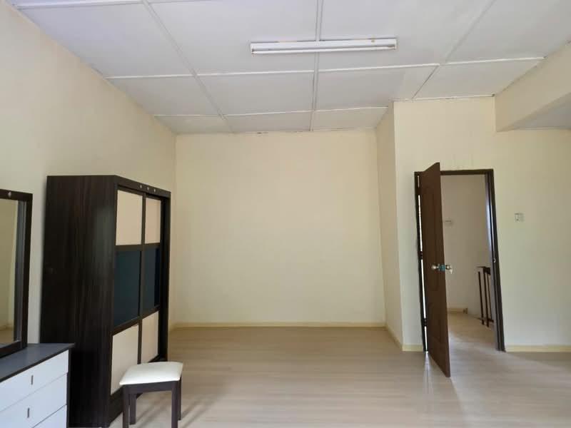 Bandar Indahpura - 4