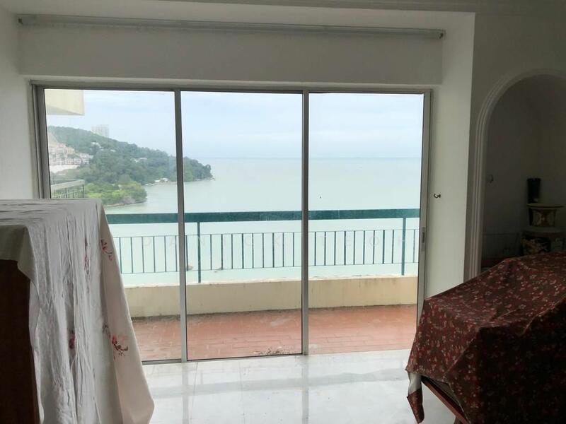 The Reef Condominium - 3