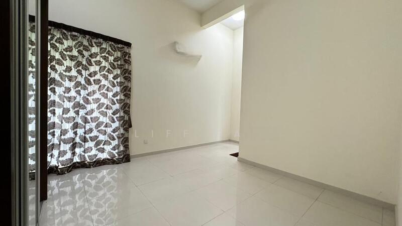 Gombak - 4