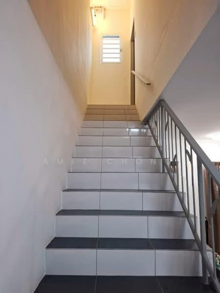 Station 18 1.5 Storey Terrace House Partial Furnished For Sale - 4