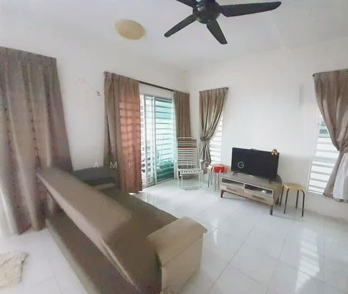 Station 18 1.5 Storey Terrace House Partial Furnished For Sale - 1