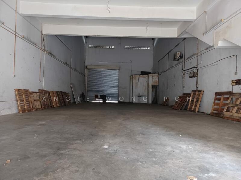 1.5-Storey Factory for Sale, Desa Tun Razak Cheras, Hot Industrial Area - 2