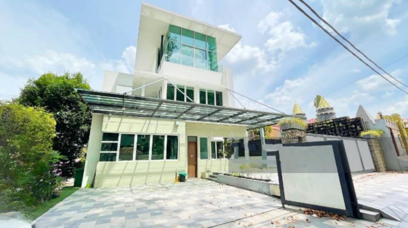 Sophisticated Haven In A Premium Lifestyle Gated Guarded Enclave - 1