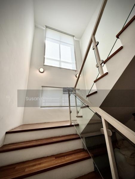 Double-Story Bungalow in Minden Heights. - 5