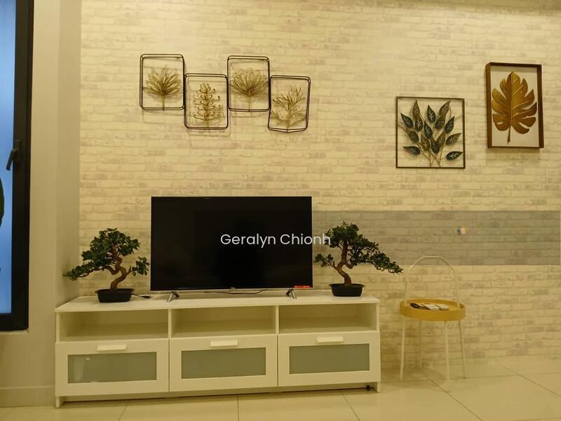 Cyperus @ Tropicana Gardens - 4