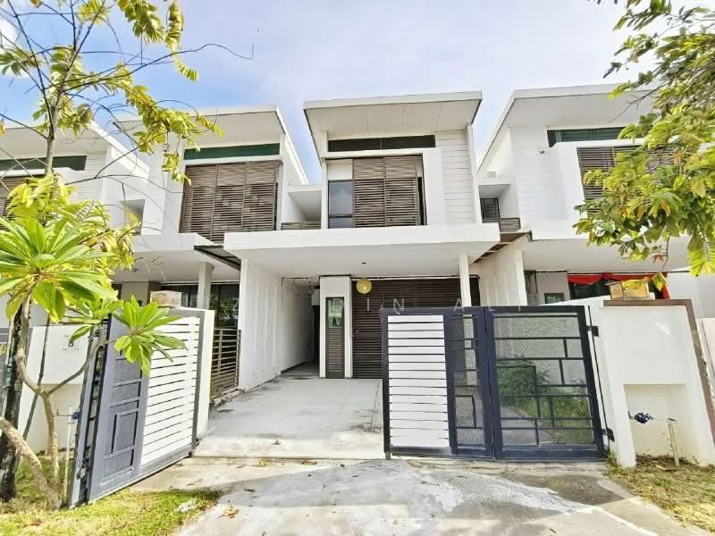 Avani @ Bandar Bukit Raja - 1