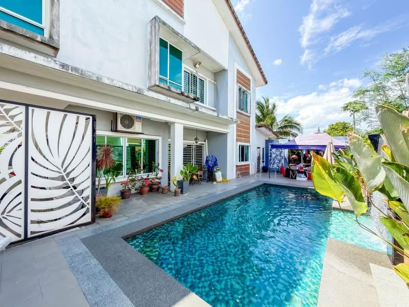 Bandar Tasik Kesuma - 2