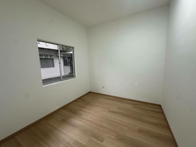 26th Avenue, Bukit Indah - 5