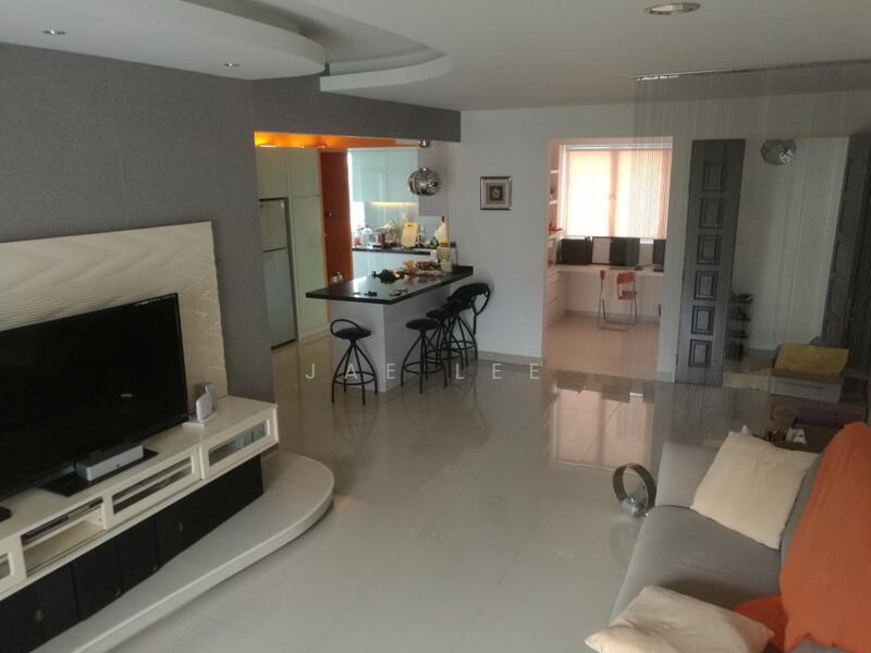 Surin Condominium - 2
