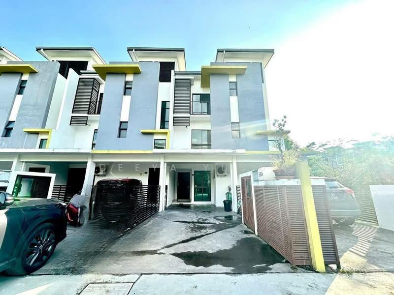 Cempaka Seri @ Kota Seriemas - 1