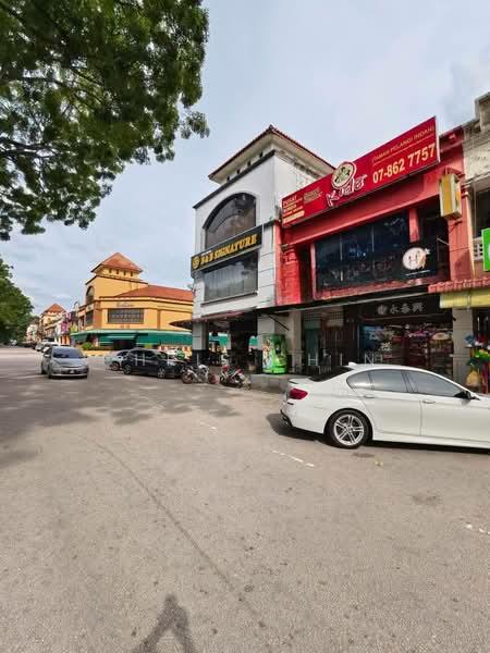 Taman Pelangi Indah - 1