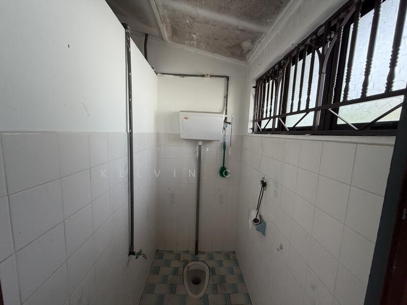 Gunung Rapat Taman Song Choon Single Storey Terrace House - 4