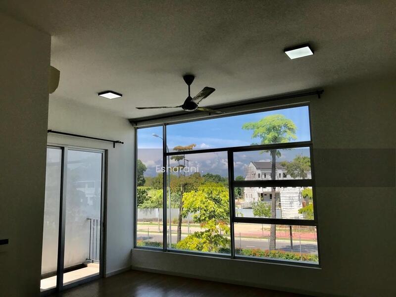 Parkfield tropicana heights - 1