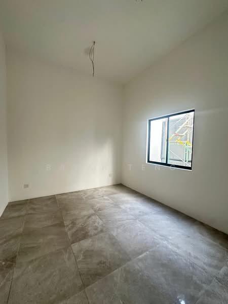 3 STOREY BUNGALOW COMMERCIAL BUILDING BUKIT JAMBUL RENT BAYAN LEPAS - 5