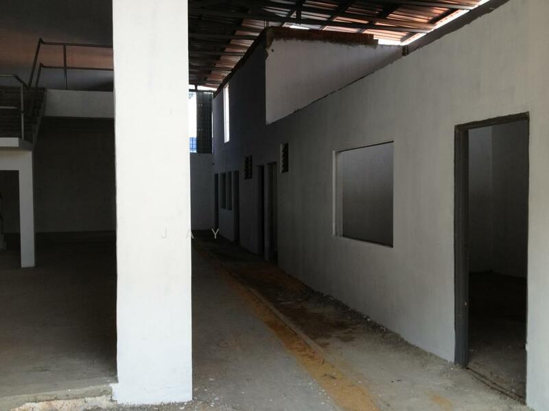 Taman Perindustrian Ringan Pulai - 3