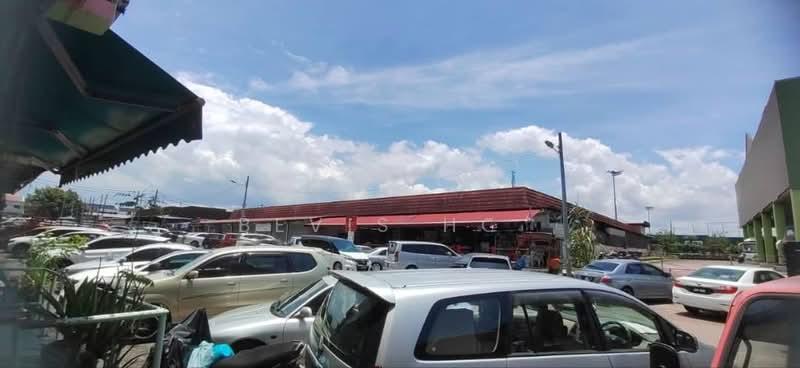 Taman Ungku Tun Aminah - 4