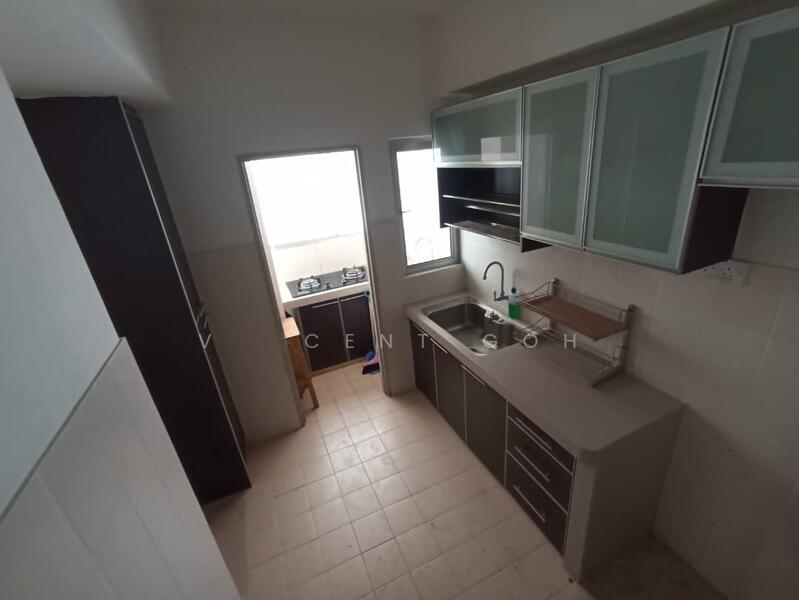 Avelon Tower @ Plaza Medan Putra - 3