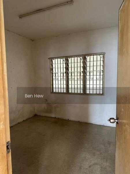 Pangsapuri Pelangi - 3