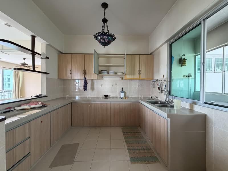 Straits Regency - 5