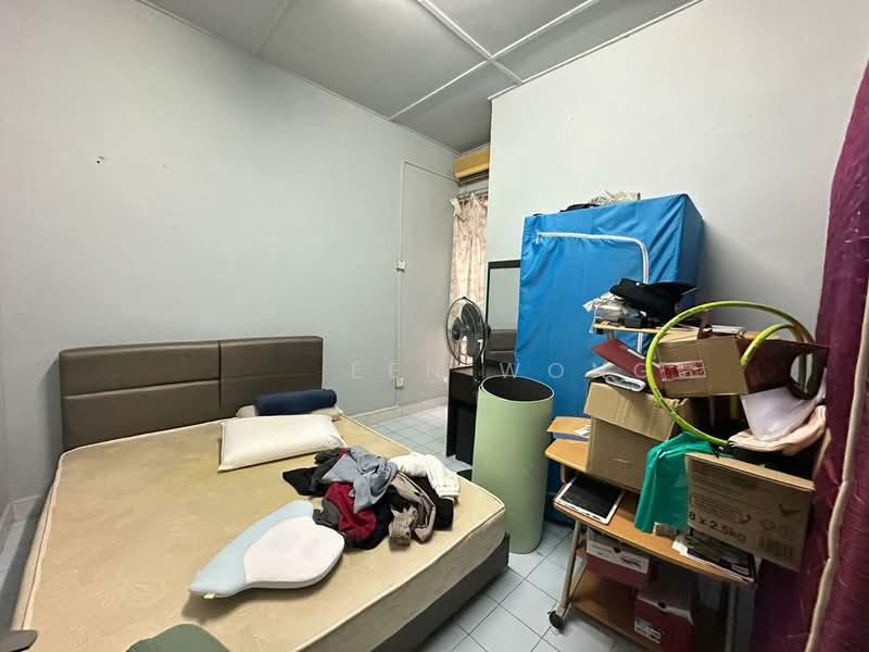 Taman Johor Jaya - 5