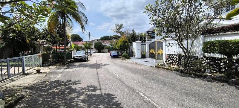 Taman Tun Dr Ismail - 5