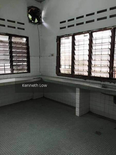 Kampung Baru Balakong 1storey Bungalow House - 2