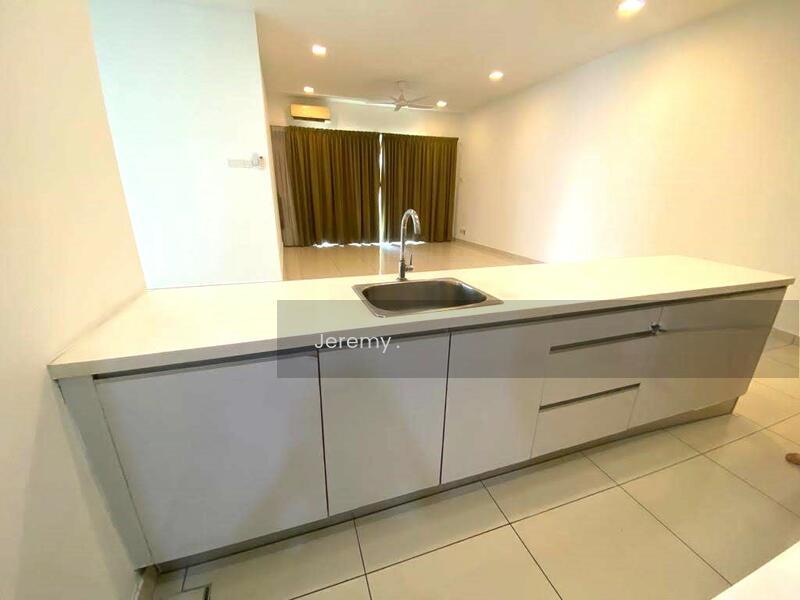 Sri Putramas III / Royal Regent - 5