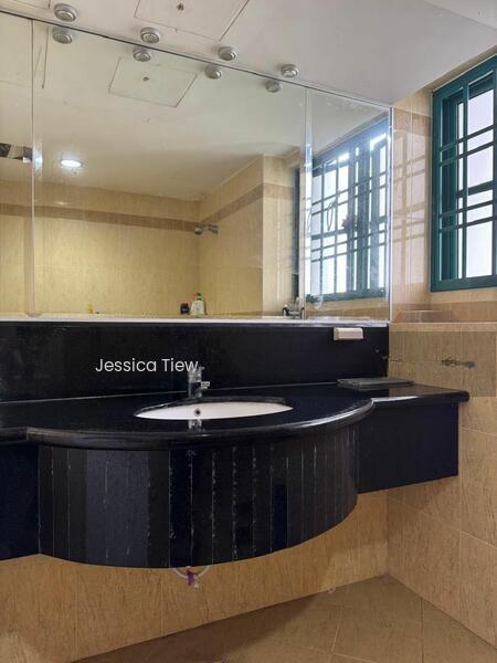 The Straits View Condominium - 4