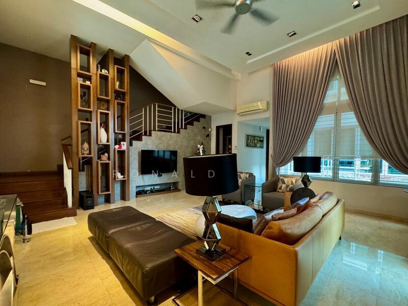 Semi-D | 4000sqft | Fully Renovated - 2