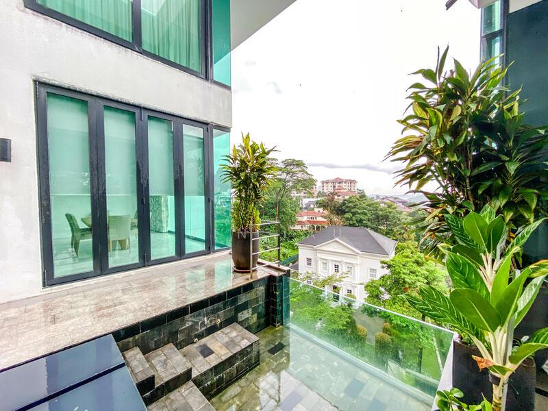 The World Under Your Feet Feeling – Comes with Lifestyle Advantages - 2