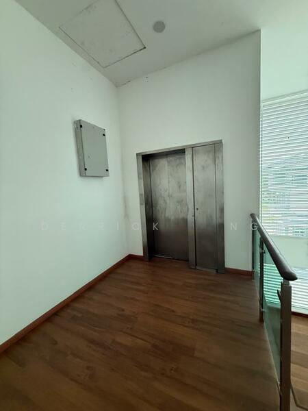 Straits View - 2
