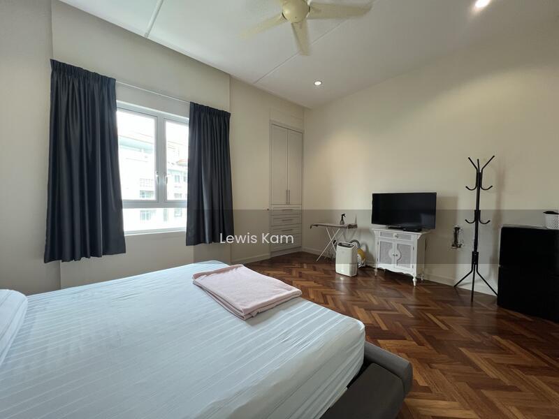 Quayside Condominium - 3
