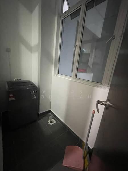 M Condominium @ Larkin - 3