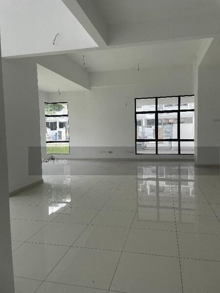 Terrace house at Alam Impian - 5