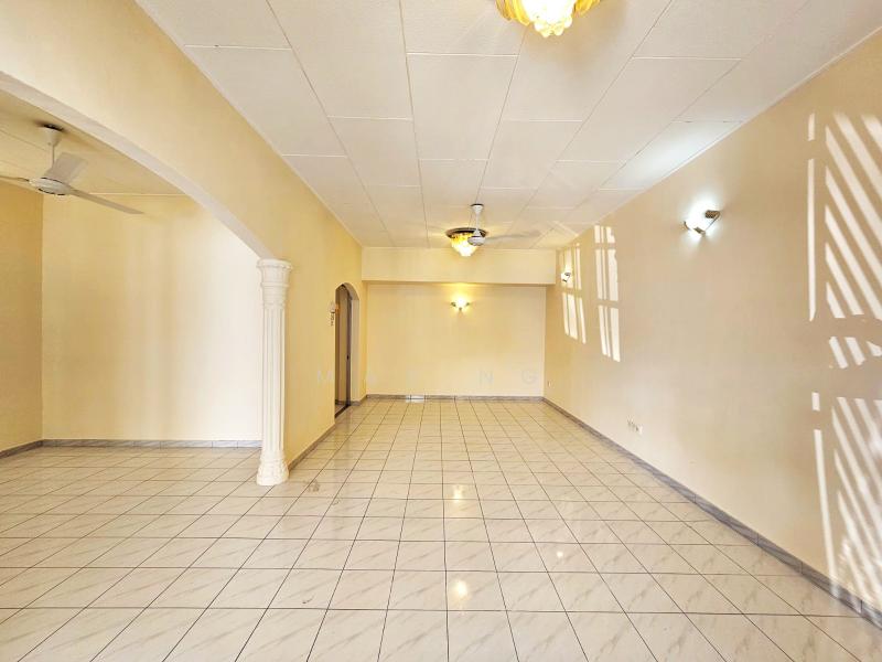 Lilitan Hargreaves - 3