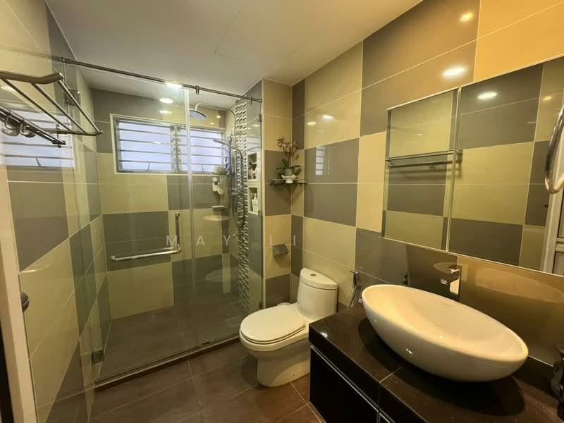 Symphony Heights (Simfoni Heights) - 4
