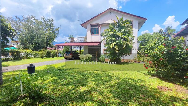 Lim Garden, Ipoh. Corner Bungalow Lot. Huge Land - 1
