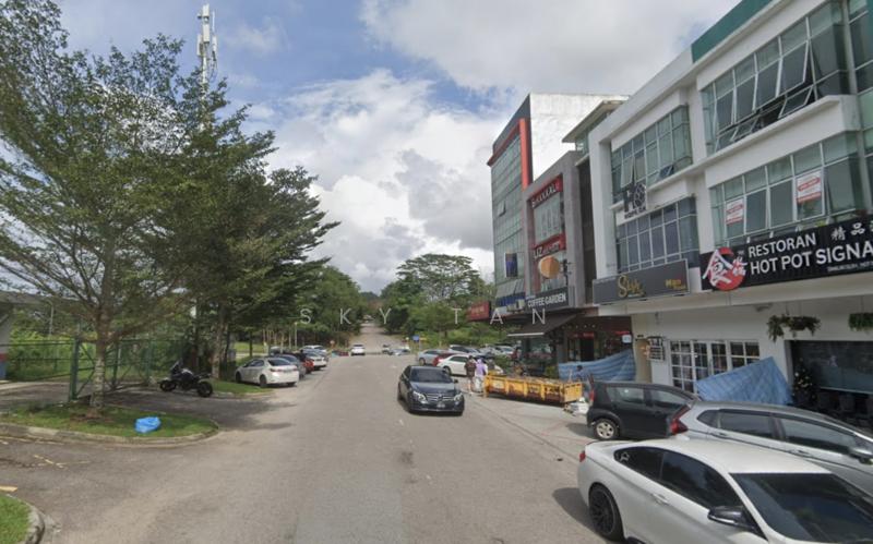 Austin Heights 8/x Taman Mount Austin 3 Storey Shoplot 24x70 - 3