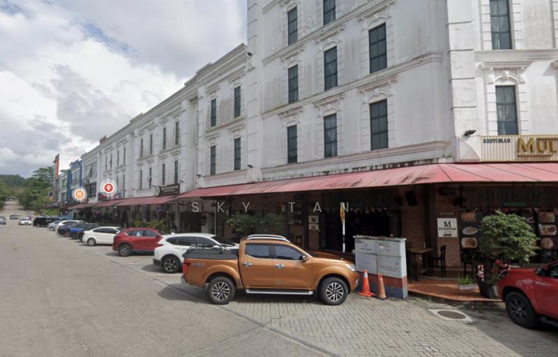 Austin Heights 8/x Taman Mount Austin 3 Storey Shoplot 24x70 - 5