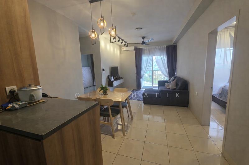 Alanis Residence - 1