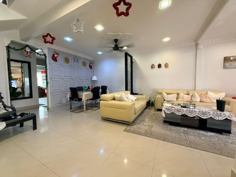 Amerthyst 1 Emerald East - 1