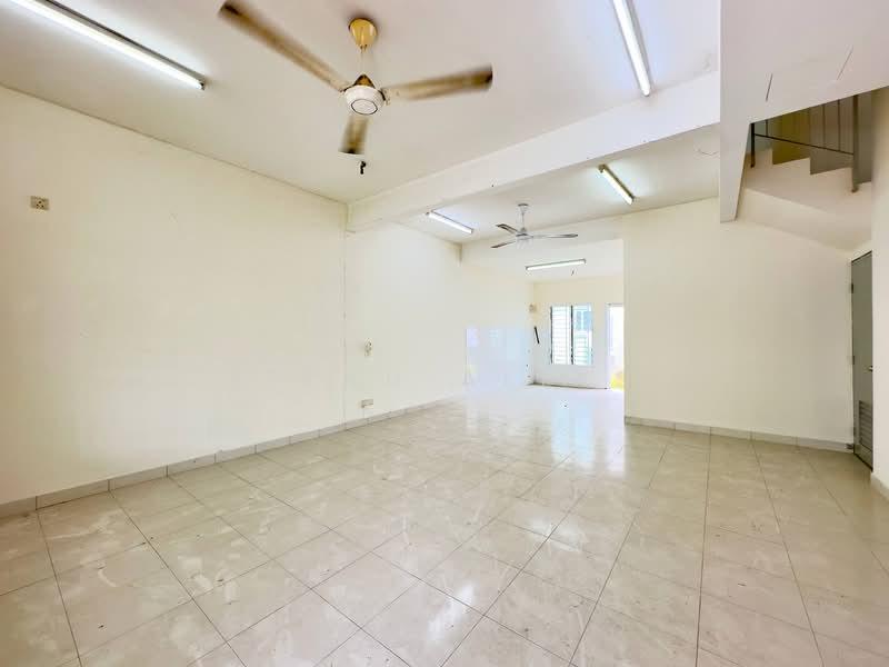 MURAH Double Storey Terrace Laman Kenanga Nilai Impian - 4