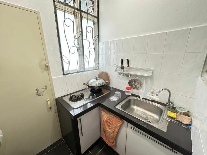 Hill View Garden - 5