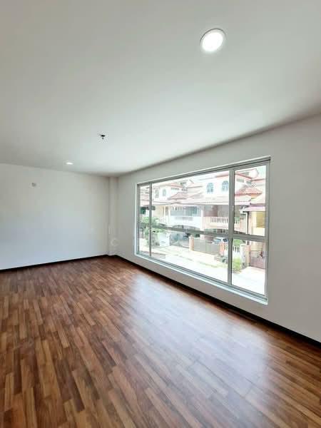 Panorama Lapangan Perdana - 4