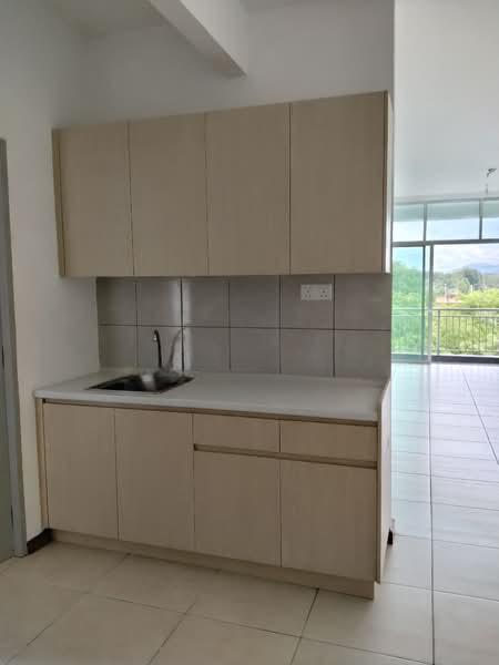 E Residence @ Telipok - 4
